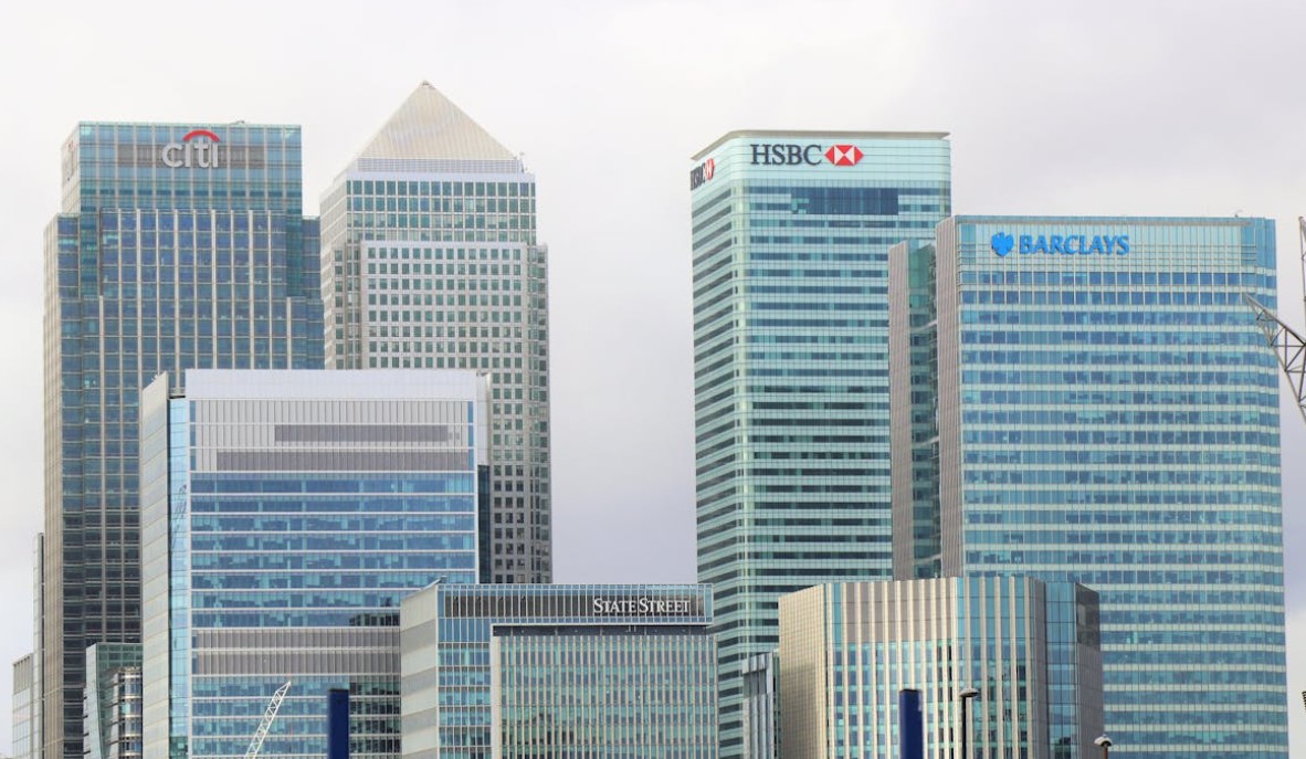 Pros and Cons of Online Banking